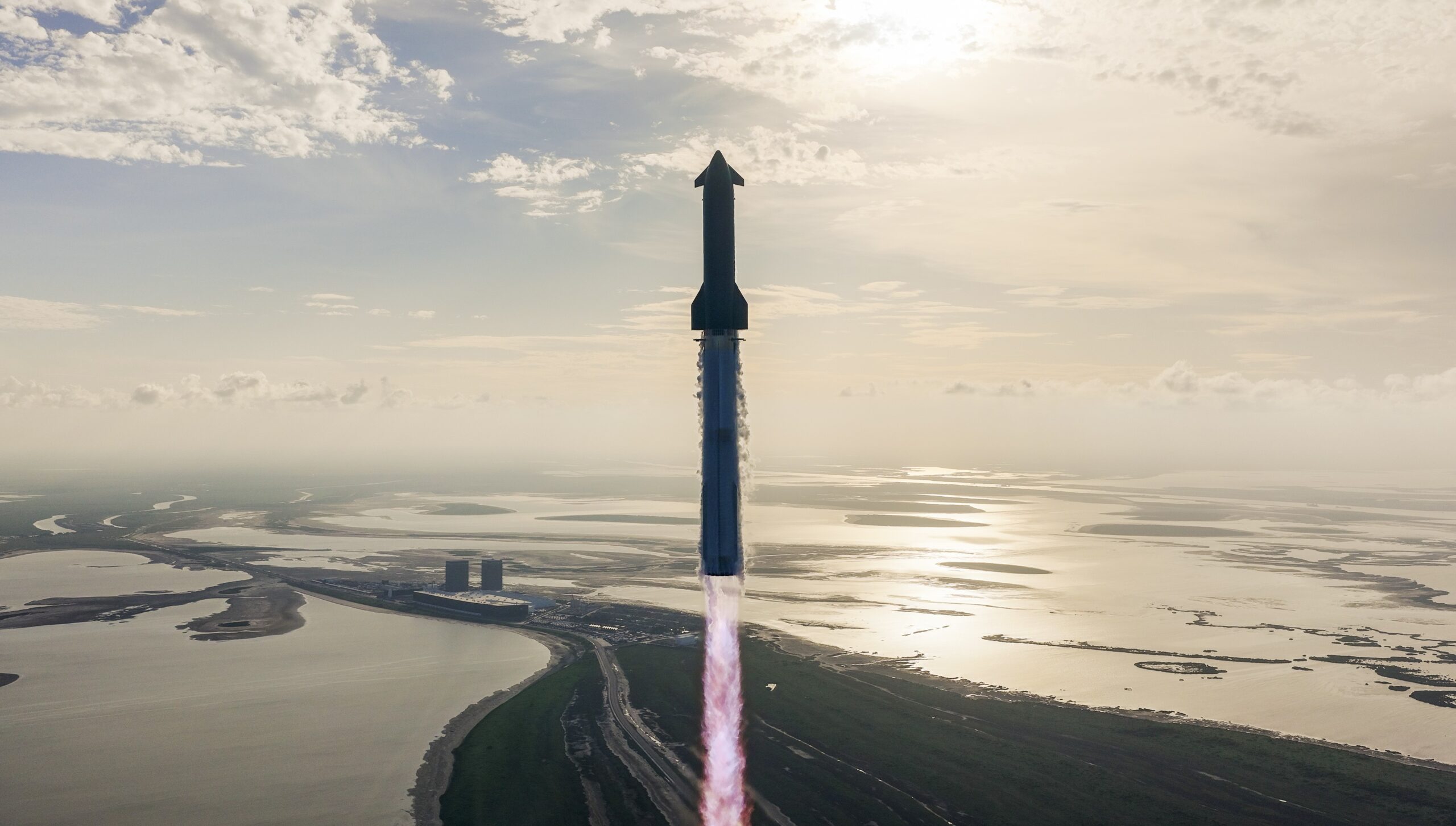 eua-suspendem-voos-da-nave-starship-apos-falha-em-foguete