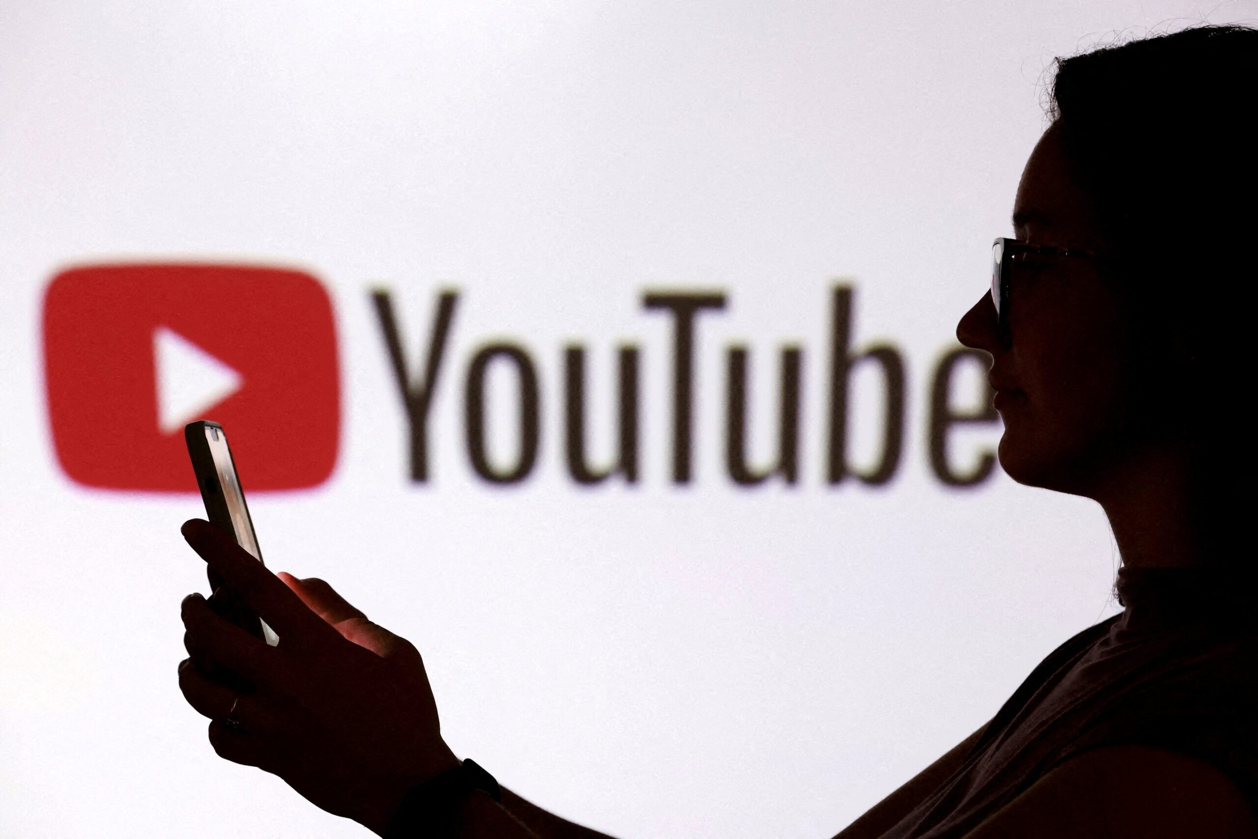 youtube-automatiza-deteccao-de-videos-criados-por-inteligencia-artificial