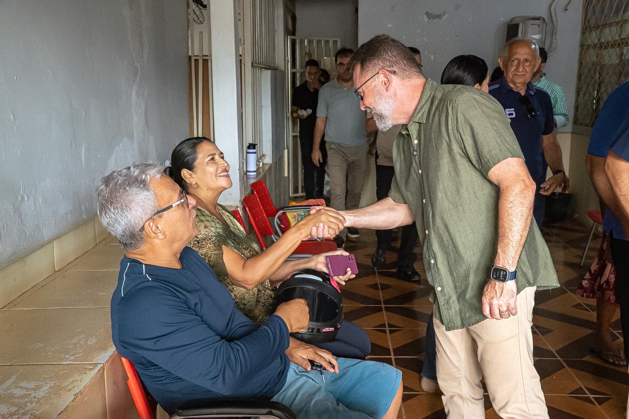 Prefeito Alysson Bestene reforça assistência social durante visita ao CRAS Calafate