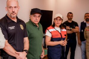 Governadora Mailza Assis leva força-tarefa a Sena Madureira para investigar queda de ponte