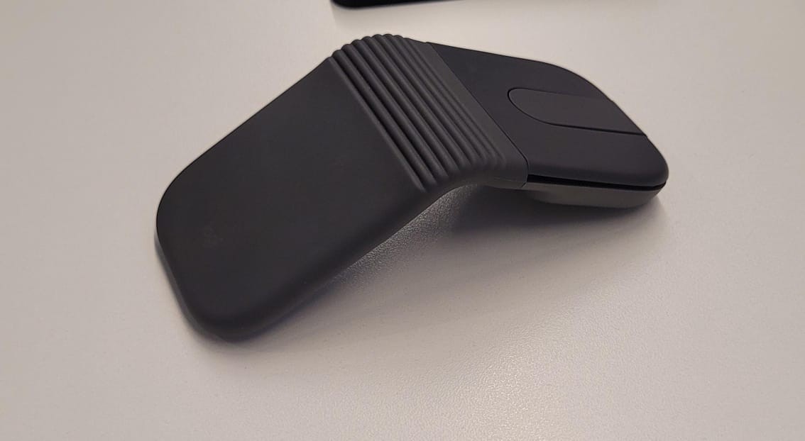 mobi-fold:-primeiras-impressoes-do-novo-mouse-dobravel-da-logitech