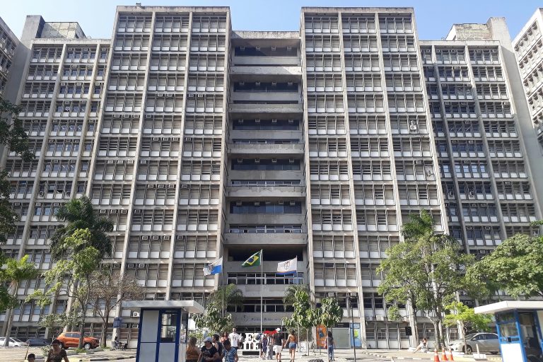 comissao-de-legislacao-participativa-debate-paralisacao-de-professores-e-tecnicos-da-uerj