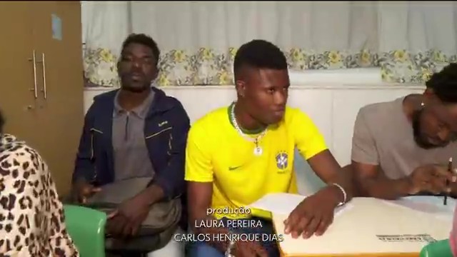 com-200-mil-haitianos-vivendo-no-brasil,-duelo-na-copa-ganha-significado-especial
