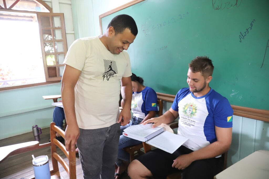 governo-convoca-professores-e-assistentes-educacionais-para-atendimento-no-alto-acre