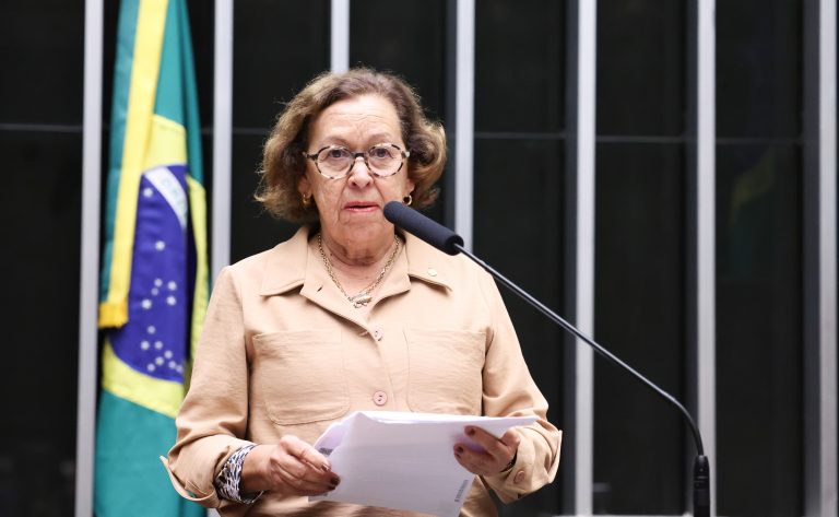 comissao-aprova-projeto-que-torna-obrigatorias-mensagens-educativas-em-grandes-eventos