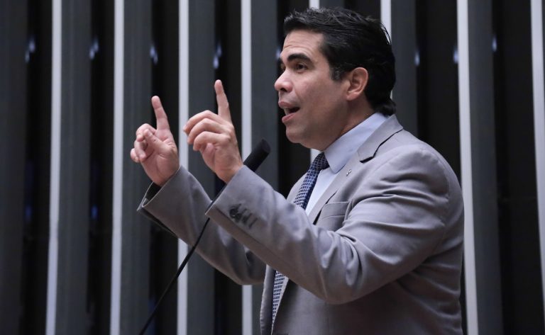 comissao-aprova-diretriz-de-mobilidade-urbana-para-profissionais-da-educacao-basica-e-superior