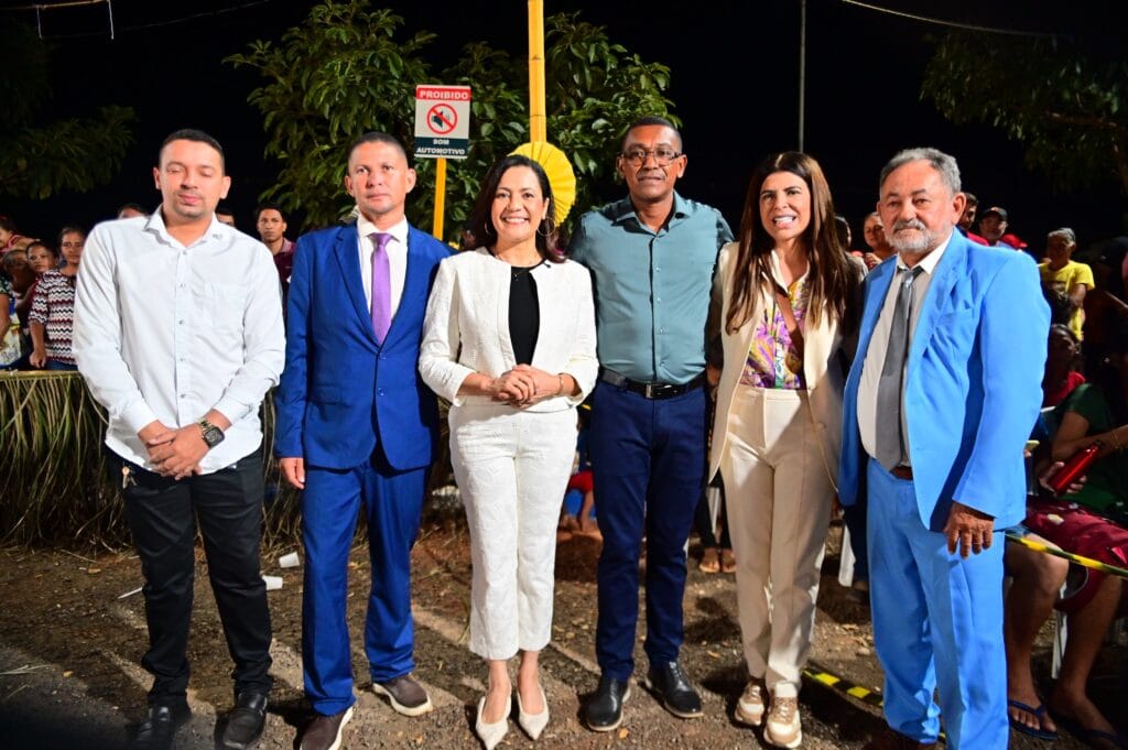 Governadora Mailza Assis prestigia 34° aniversário de Bujari