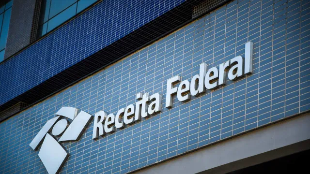 receita-paga-lote-recorde-de-r$-16-bi-do-imposto-de-renda