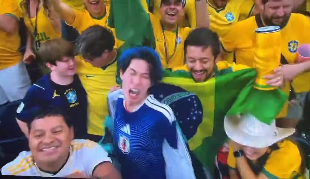 memes:-torcedor-japones-tem-ataque-de-raiva-em-meio-a-torcida-brasileira-e-internet-reage;-veja
