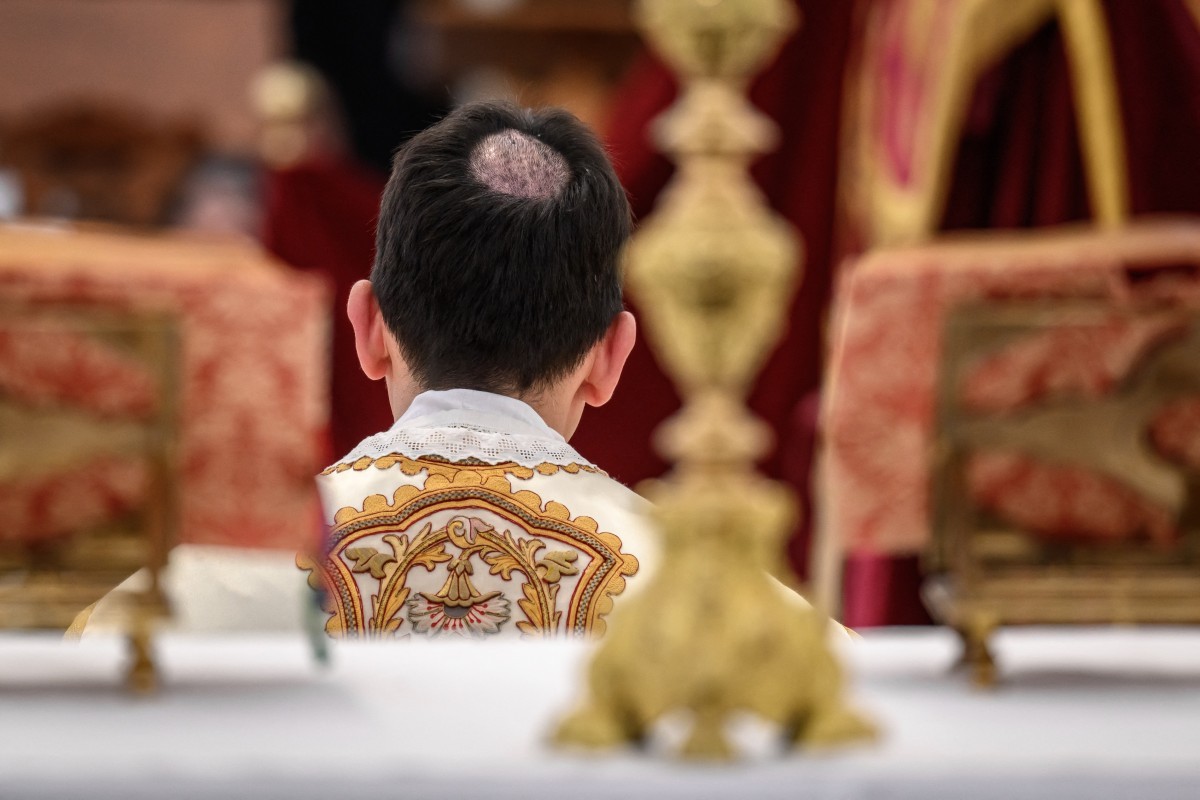 apos-excomunhao,-padre-de-grupo-ultraconservador-aposta-em-retorno-a-igreja-sob-‘outro-papa’