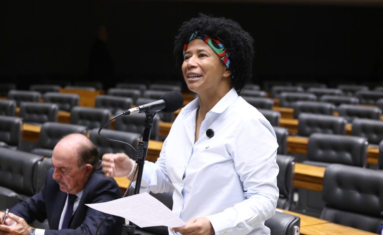 comissao-aprova-criacao-de-simbolo-nacional-para-conscientizacao-sobre-doencas-raras
