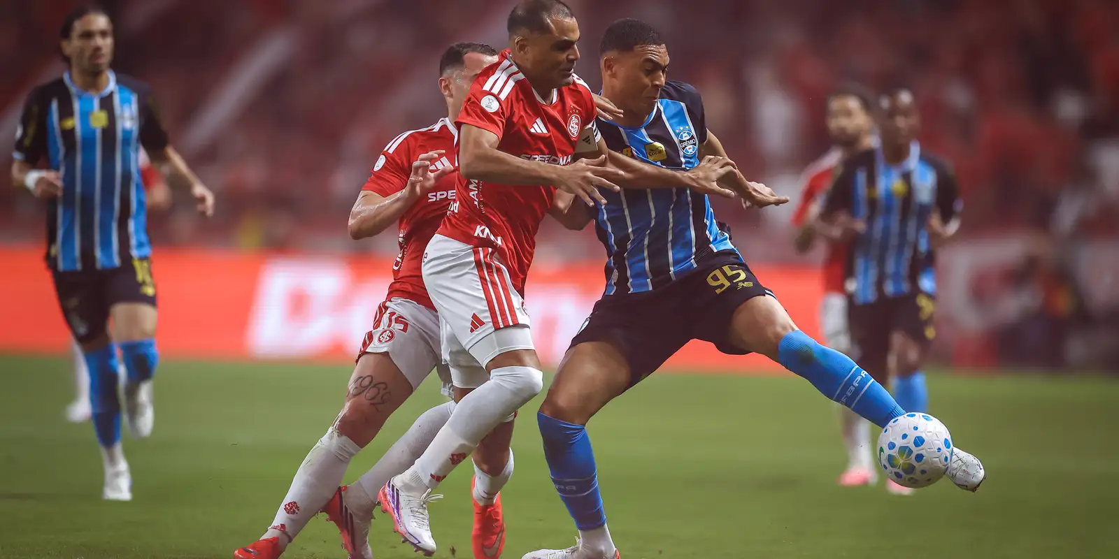 internacional-e-gremio-ficam-no-zero-pelas-quartas-da-copa-do-brasil