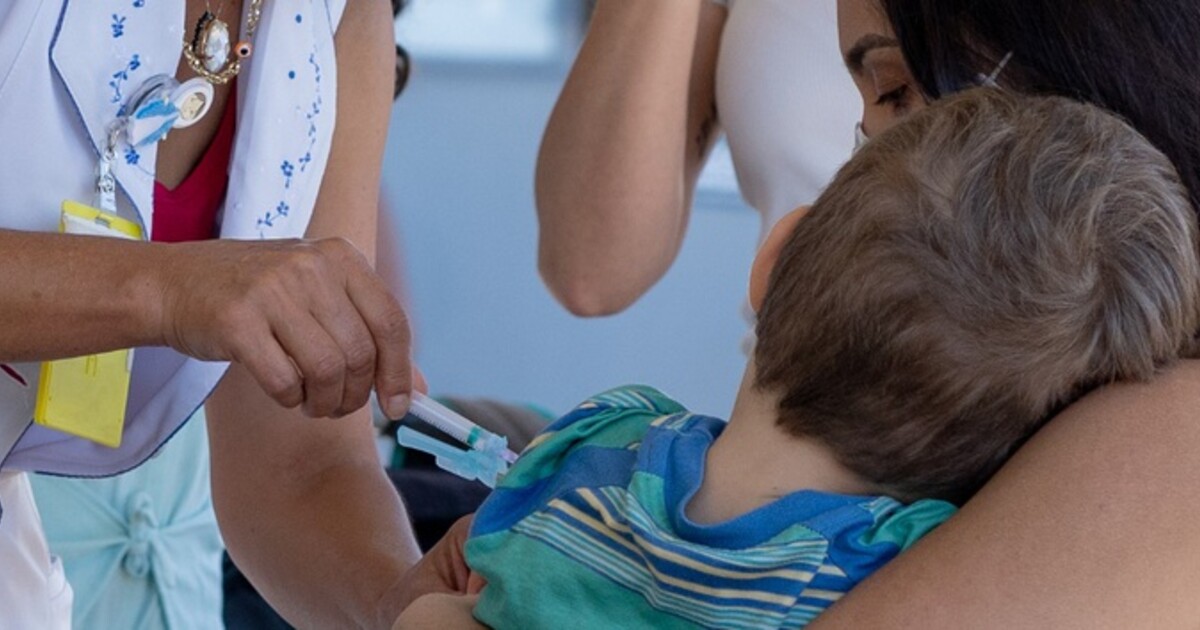 Brasil mantém alerta contra o sarampo após registrar 24 casos importados em 2026