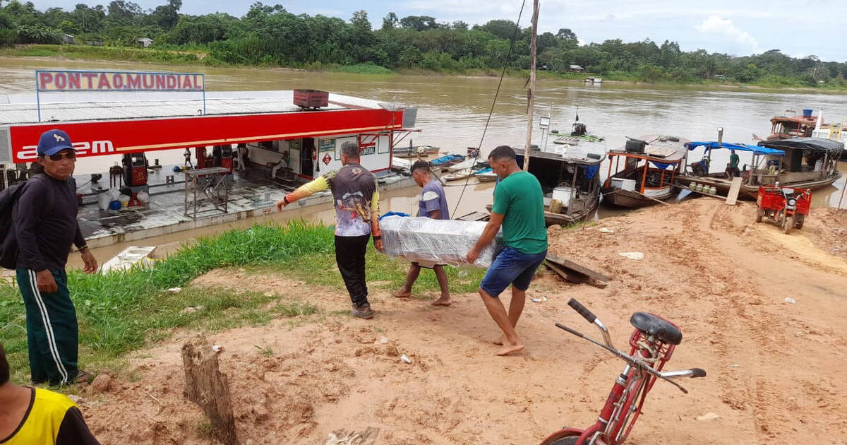 Viaturas da Polícia Militar durante atendimento de ocorrência