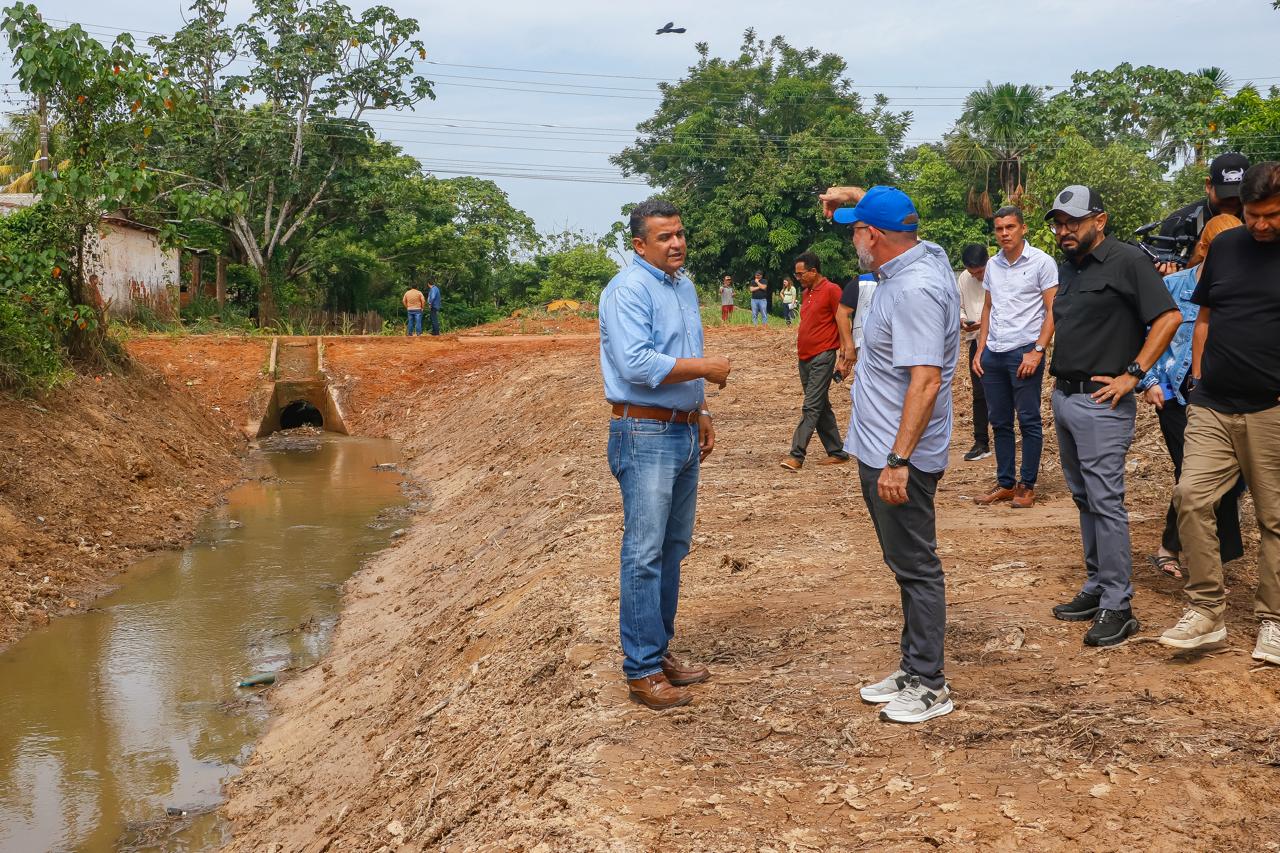 Alysson Bestene acompanha obras em bairros e reforça presença da Prefeitura nas comunidades