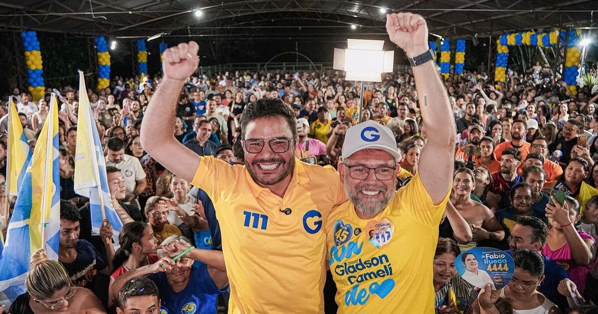 Alysson Bestene e Gladson Cameli durante encontro político