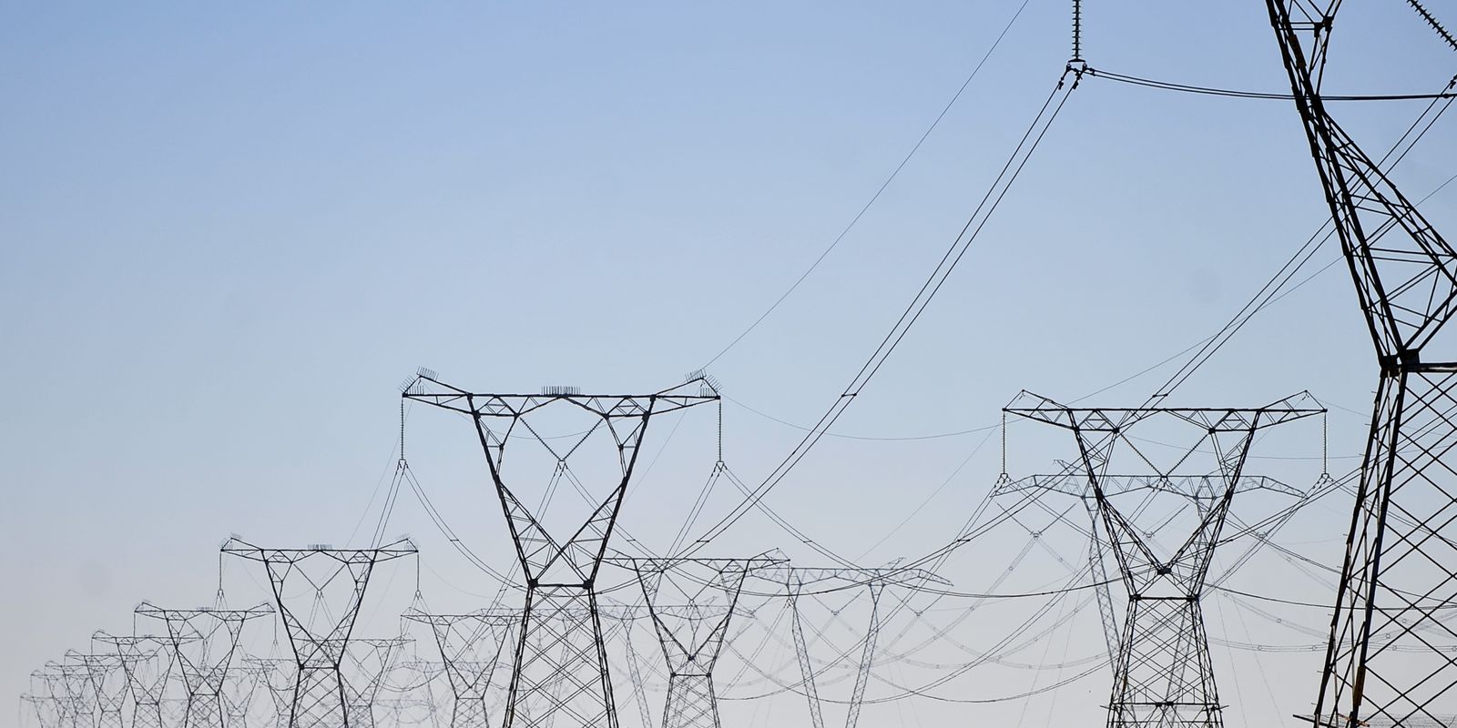 distribuidoras-se-preparam-para-garantir-energia-no-dia-da-eleicao