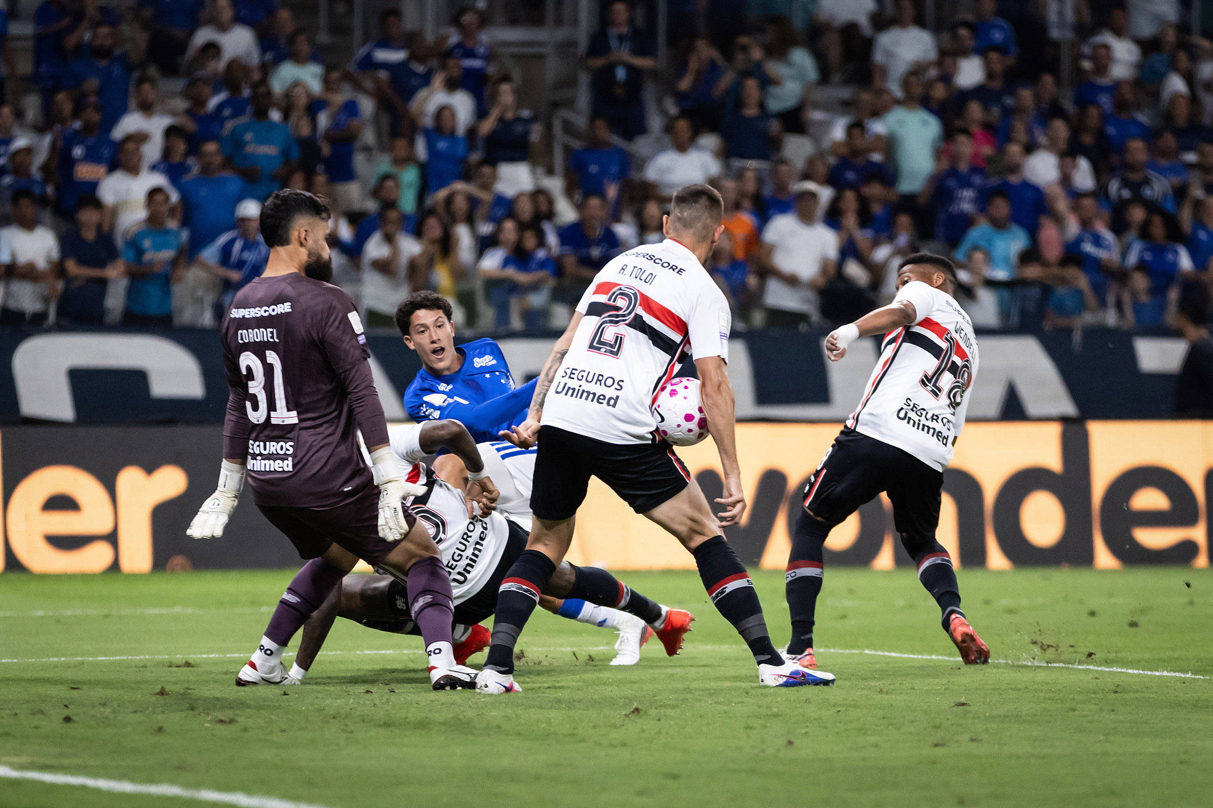 São Paulo derrota Vasco por 1 a 0 no Morumbi e ganha fôlego na Série A
